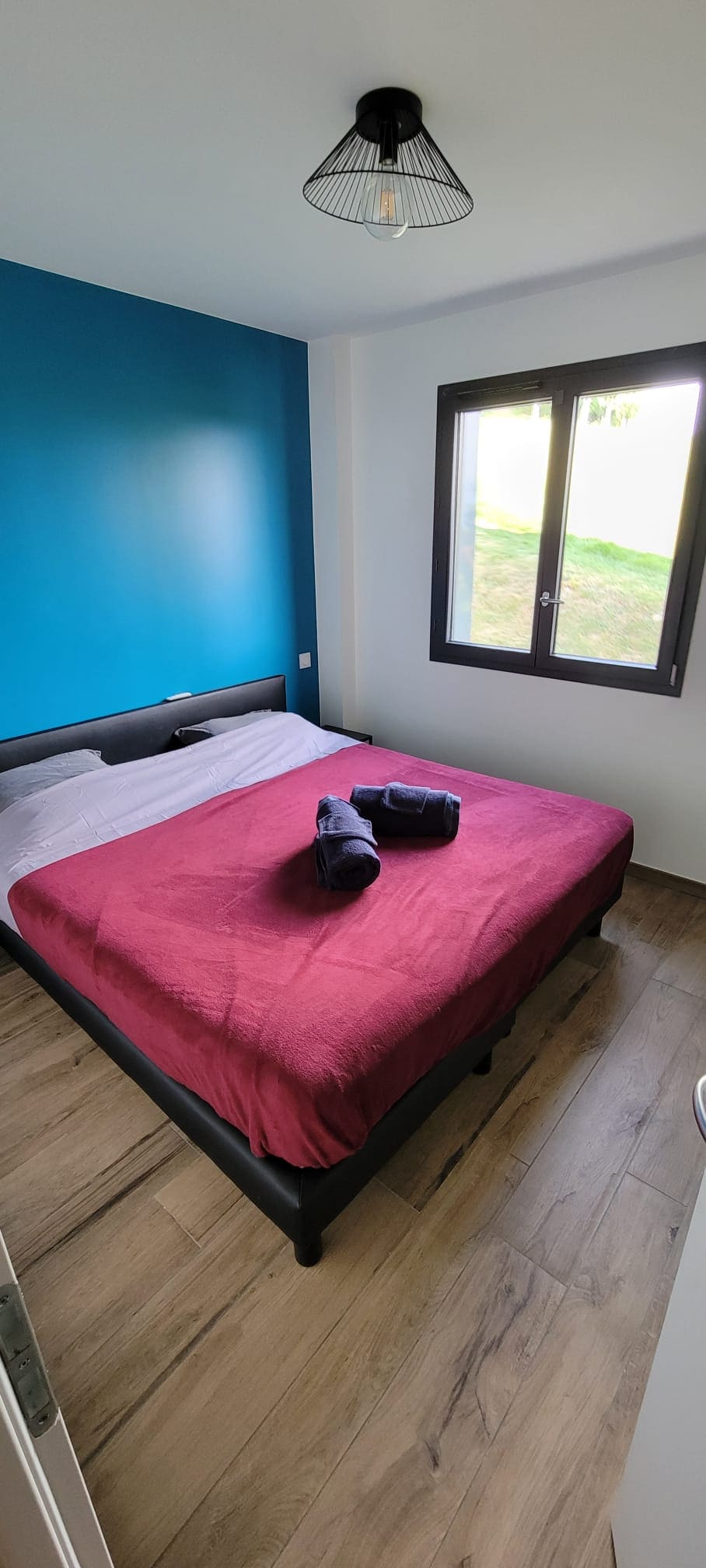 საძინებელი 1