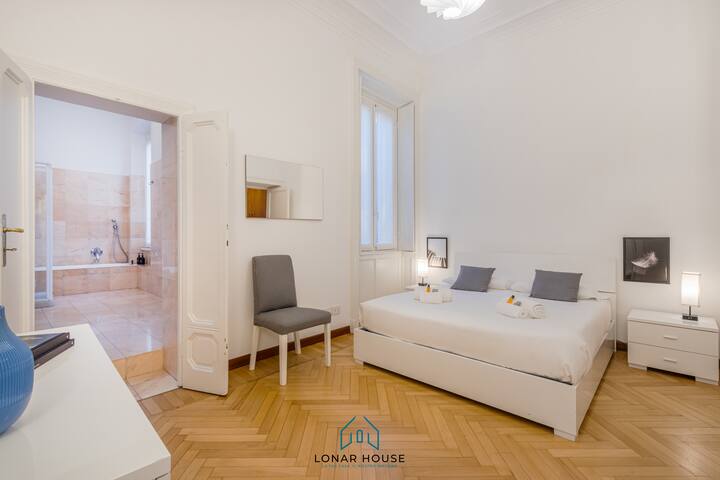 [BRERA-DUOMO] Prestige House “Residenza Orso” gallery image 2