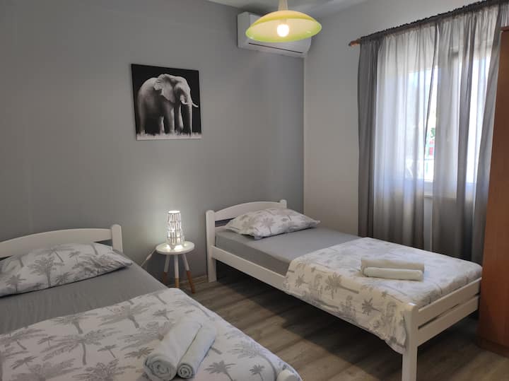 საძინებელი 2