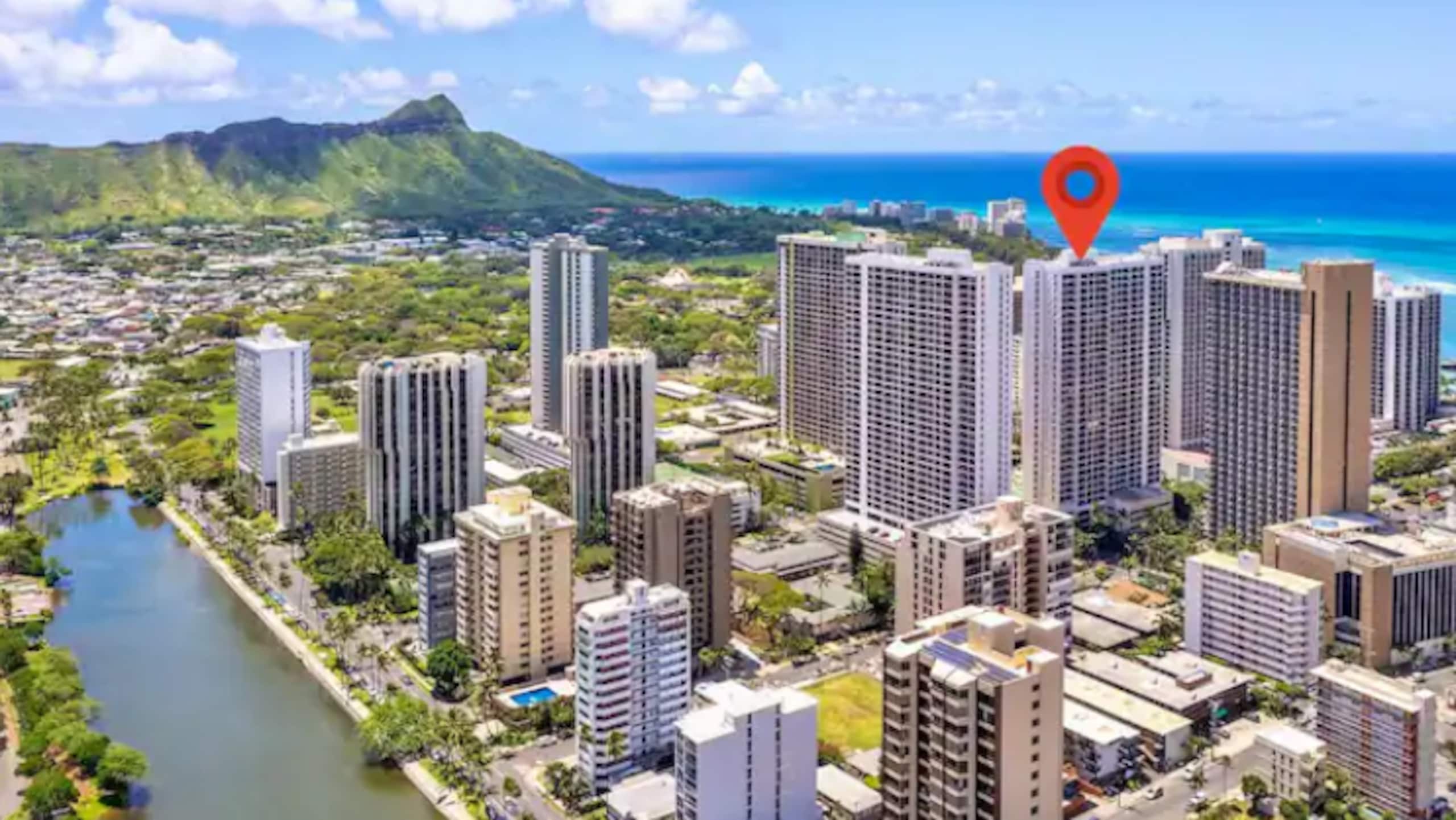 *Ultra Upscale 1BR in Waikiki w/Parking* - Image 39