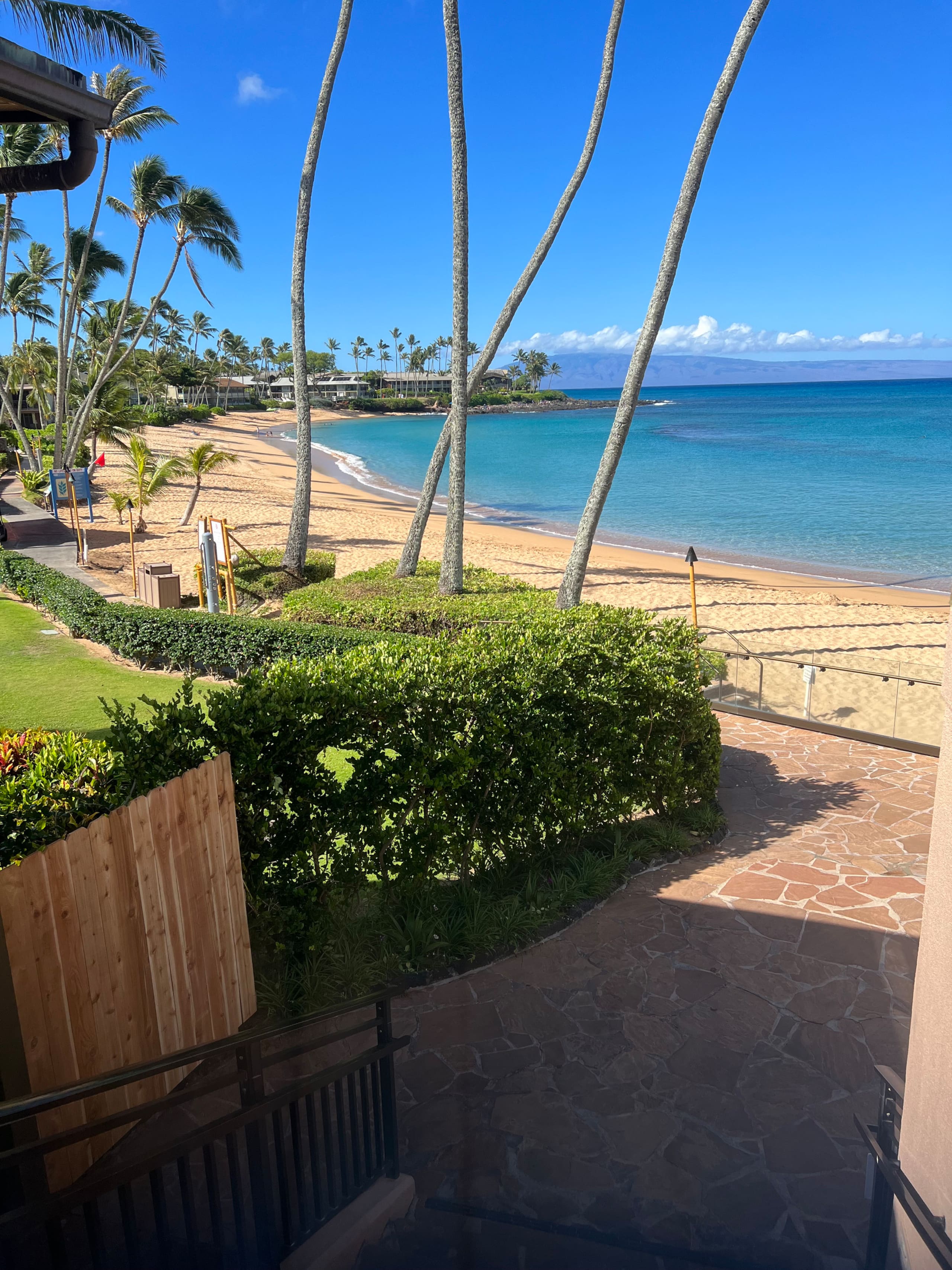 Villa in Lahaina · ★4.98 · 3 bedrooms · 6 beds · 3 baths - Image 29
