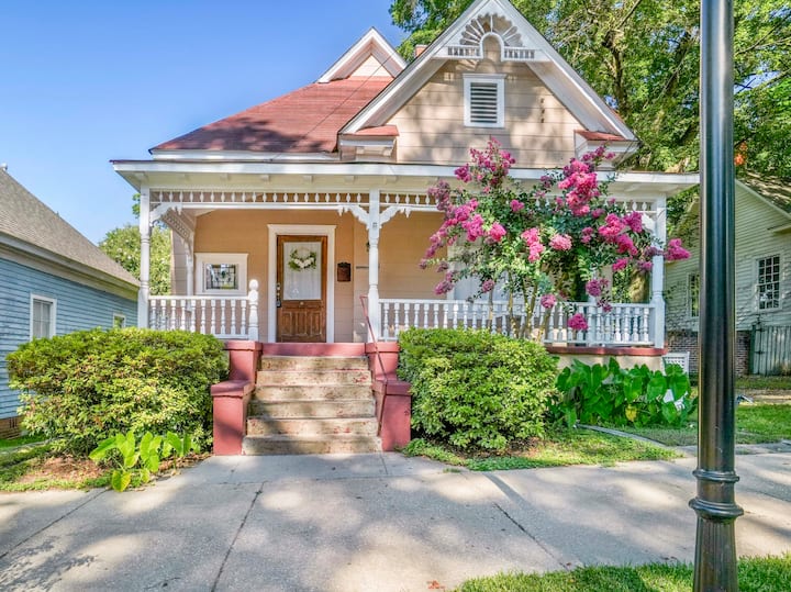 Koris Victorian Dream - 3 Beds - Near Downtown - Montgomery, AL