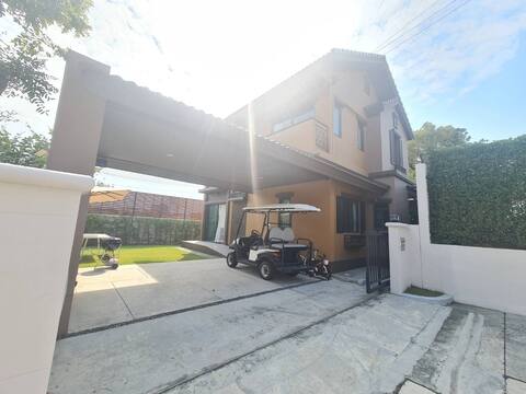 Boulevard Tuscany Cha am-Hua hin with golf cart