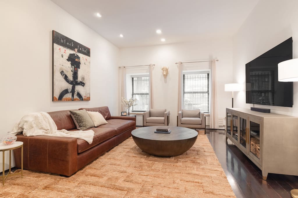Airbnb Huge Triplex + Movie Theater