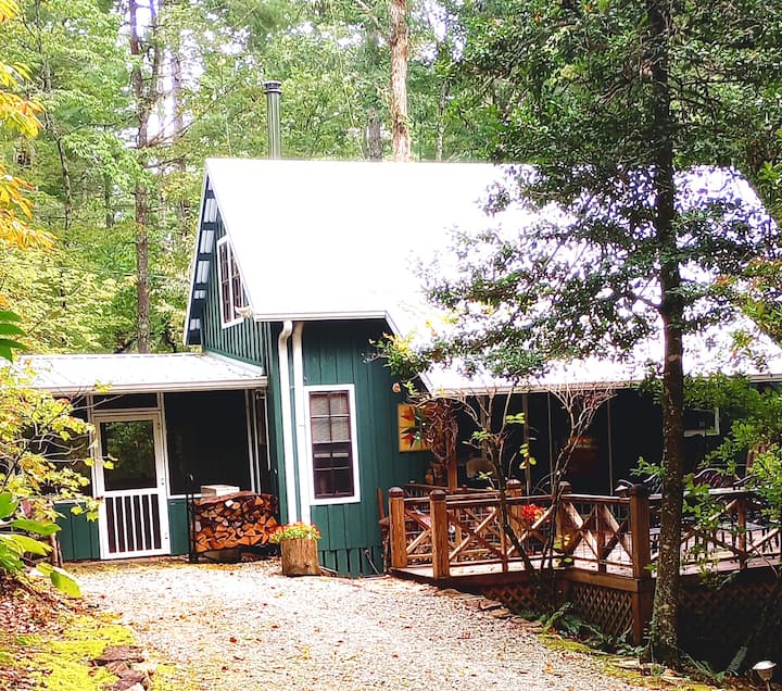 Perfect Cabin Near Lake Rabun And Waterfalls - Lake Rabun, GA