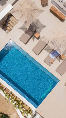 Villa Paoli | Private Pool, Sea View & Jacuzzi gallery image 4