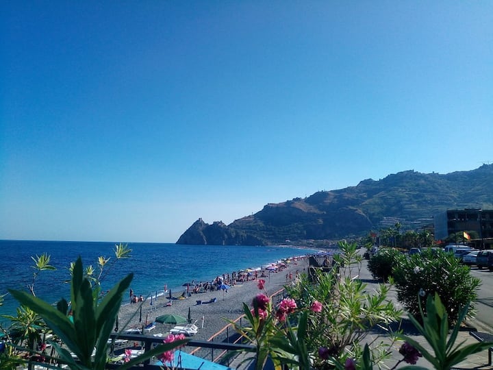 Maison Avec Penthouse Bord De Mer Près De Taormina - Roccalumera