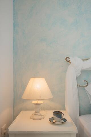 9 Muses Naxos – Erato gallery image 5