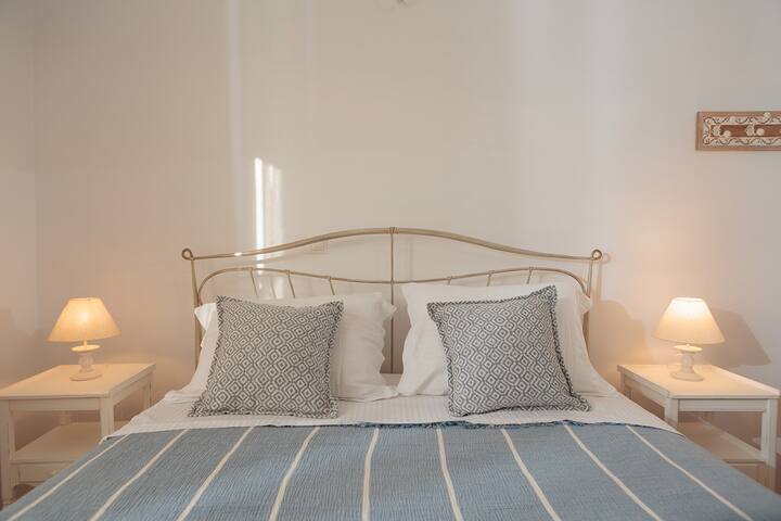 9 Muses Naxos – Thalia gallery image 5