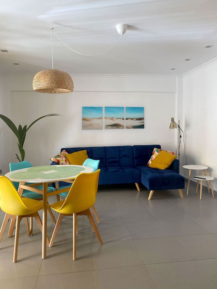 Stunning 1st Line Beach Apartment - Miramar, España