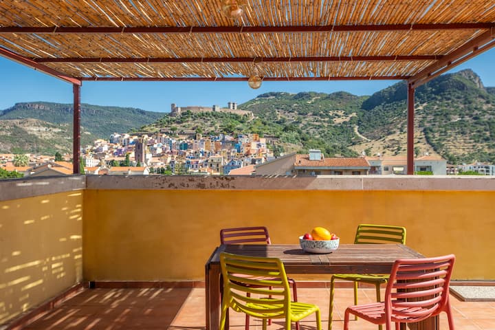 Terrace With Castle View - Bosa