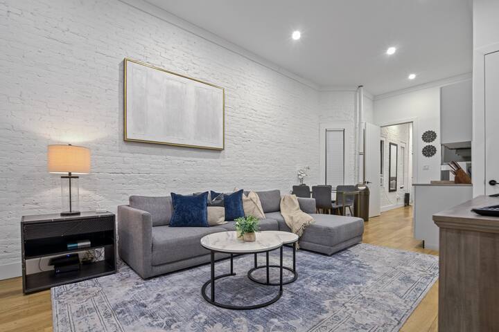 Charming 3 bedroom UES gallery image 2