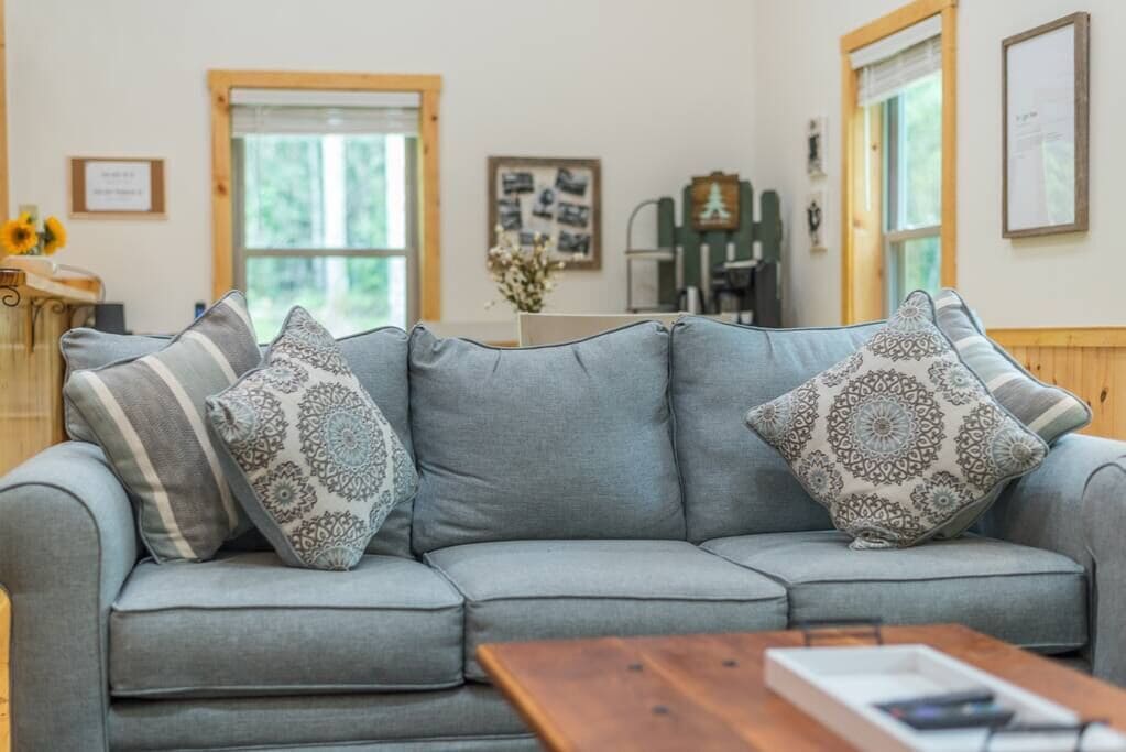 Top Airbnb: Hygge Hus-A Hidden Getaway in the Forest in Johnson City