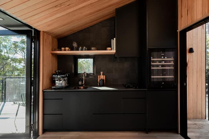 Hunter Huon Valley Cabin Two - Huonville