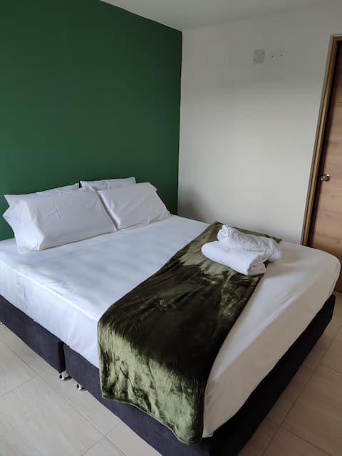 New, fully-equipped apartment