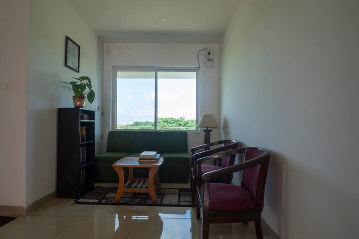 Spacious Suite|near Kiit| Room 6| Golden Palm - Bhubaneswar