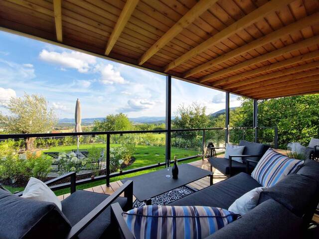 OBS OnlineBuchungService GmbH managed Airbnb listing 1