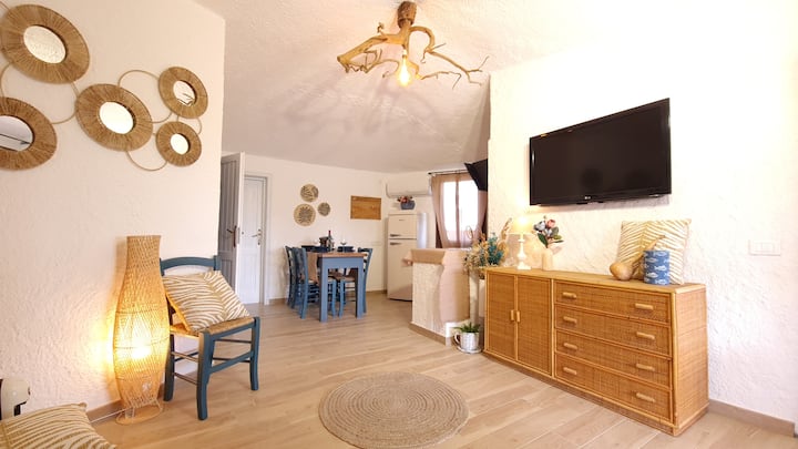 Luxury Villa: Large Garden & Relax San Teodoro - San Teodoro, Sicily