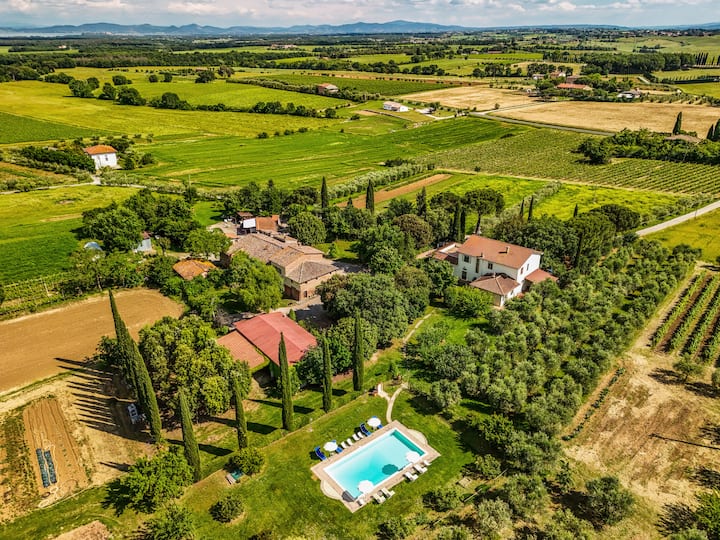 Rural Tuscany | Agriturismo Farm Stay With Pool - Toscana