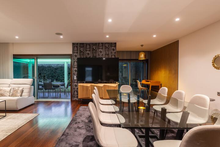 Sunset Villa – home with a pool and ocean view gallery image 3