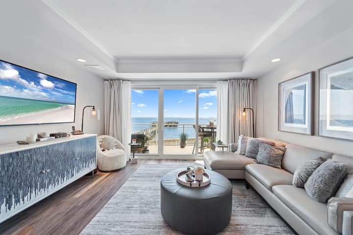 Waterfront 3 Bdr/3 Ba Designer Condo, Private Pier - 나바르