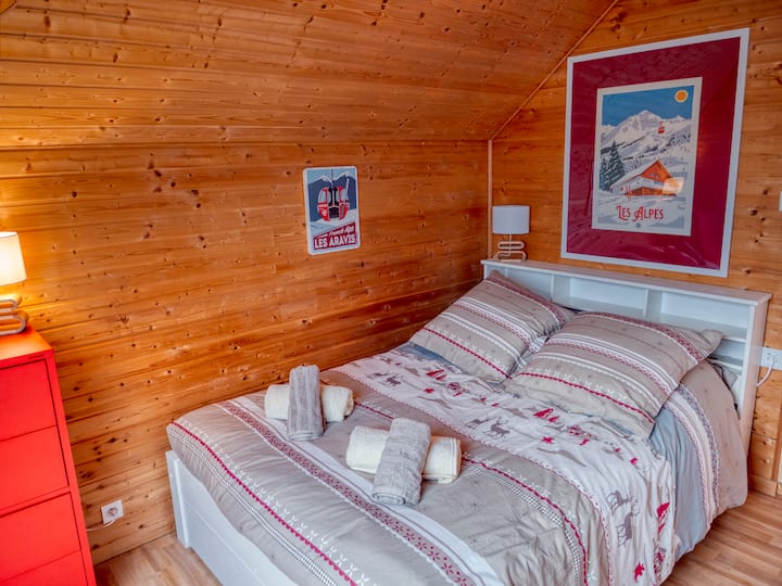 Chambre Montagne
Tout schuss! L'esprit montagnard au Duplex du Clos - Annecy...