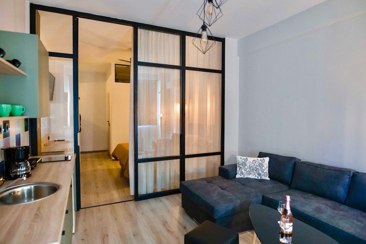 მისაღები ოთახი