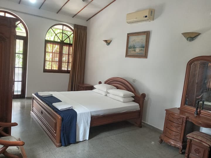 საძინებელი 2