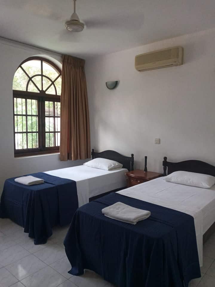 საძინებელი 4