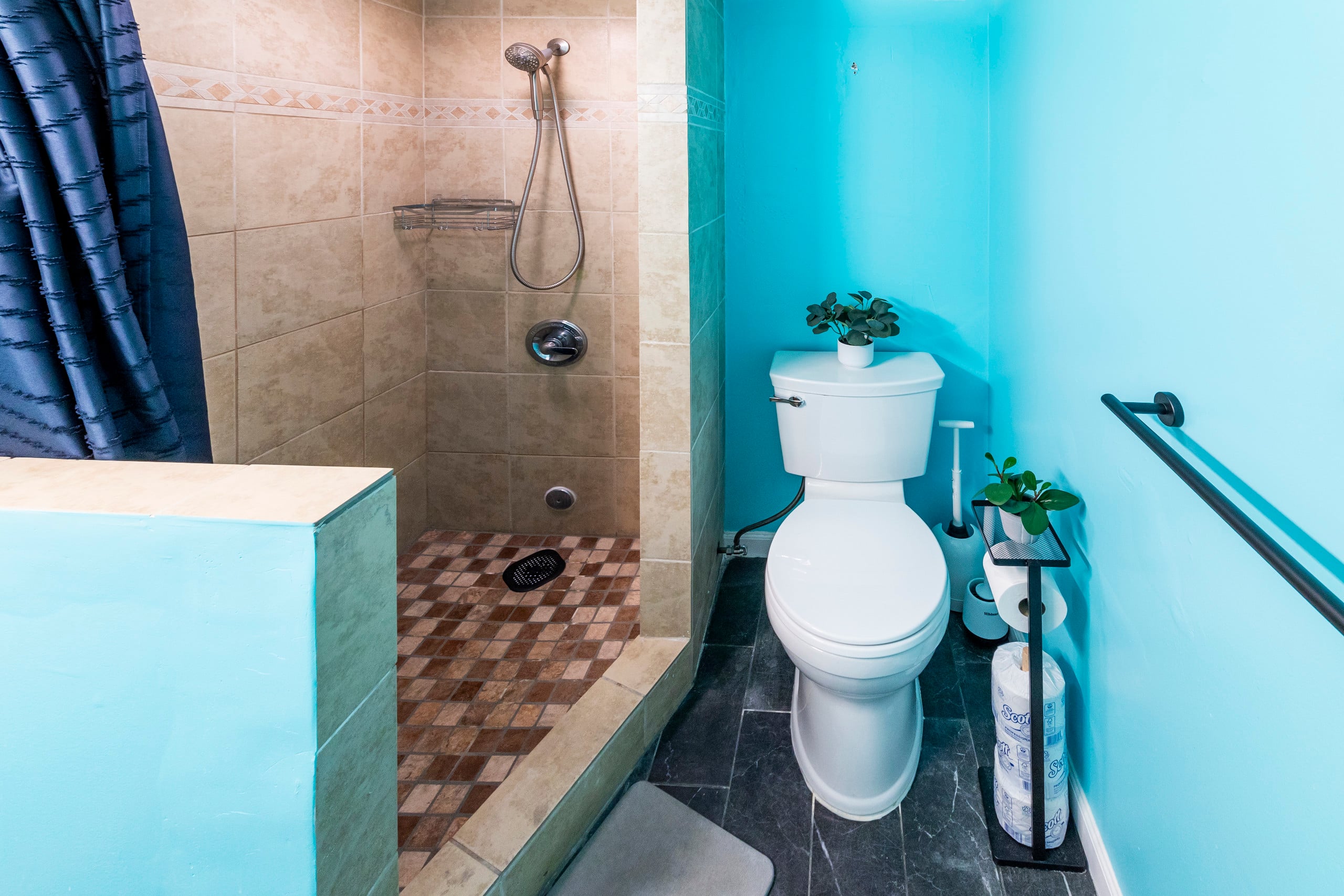 Condo in Honolulu · ★4.76 · 1 bedroom · 1 bed · 1 bath - Image 22