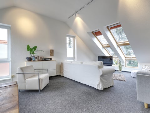 Popular Airbnb listing: Cosy Flat in small Officehouse in Mainz
