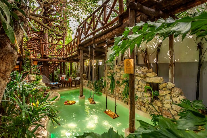 Fire Tree House - Riviera Maya