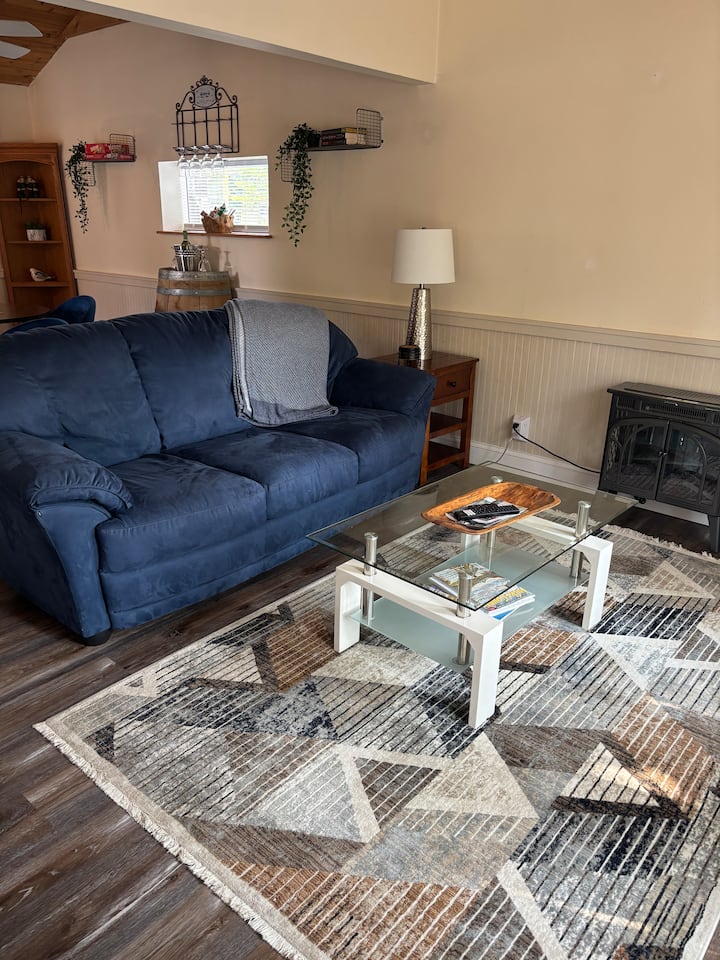 River Front Cottage - Easton, PA