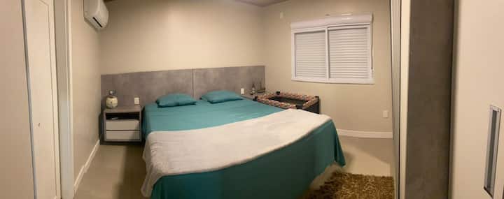 Suite with queen bed