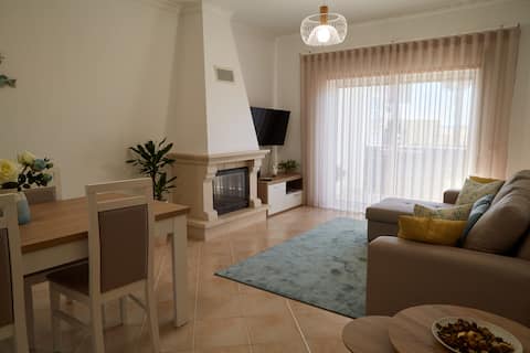 Airbnb em destaque: 2 bedroom in a very quiet area em Pêra