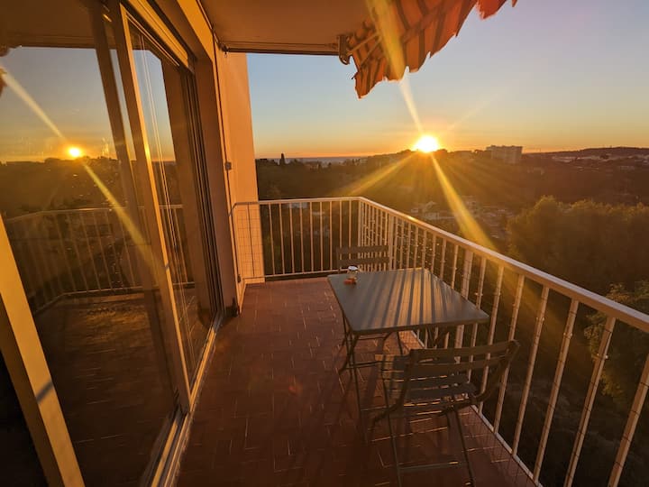 Appartement Vue Mer Et Montagne - Golfe-Juan