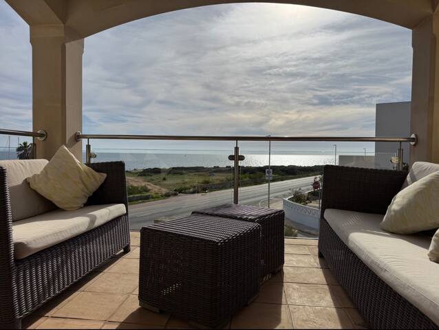 Mallorca Finca mit Pool direkt am Meer Es Trenc gallery image 4