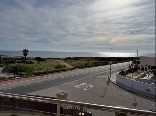 Mallorca Finca mit Pool direkt am Meer Es Trenc gallery image 3