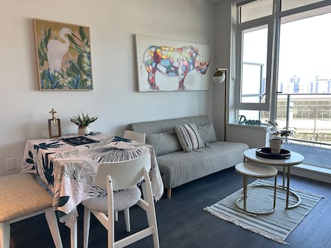 Successful Airbnb property: R@Gorgeous View New 1BD/1BA In Downtown RMD in City Centre