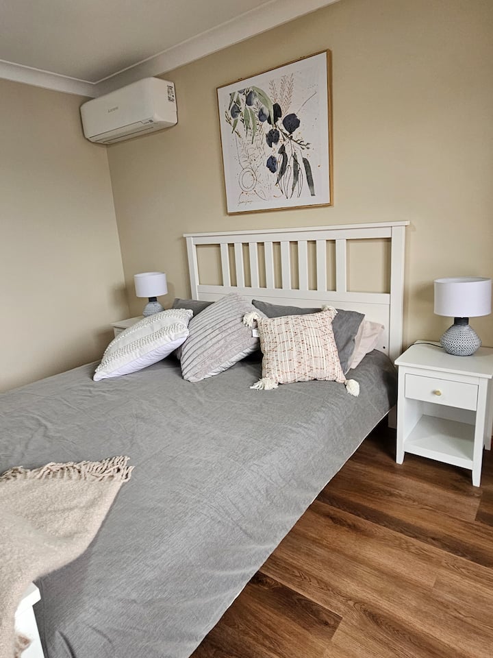 საძინებელი 1