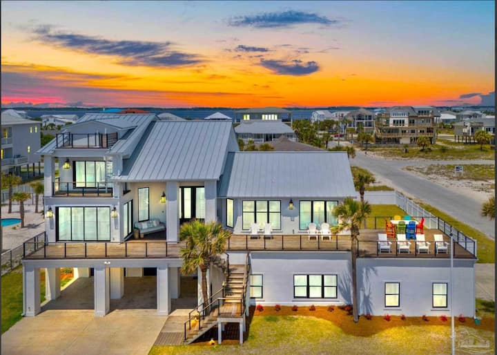 Luxury, Beach Access, Sleeps 31