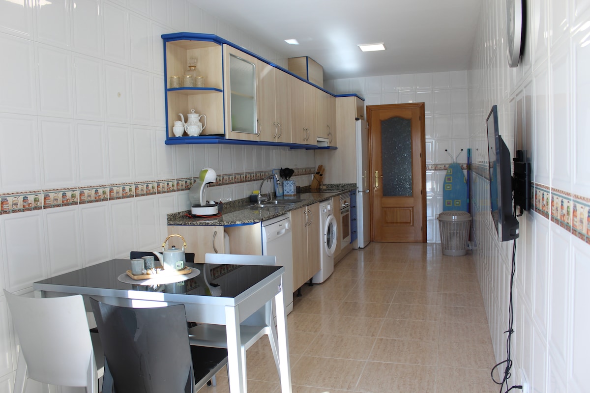 Airbnb con migliori performance: Penthouse 2 Bahías (Playa Sur)+2 Free parking spaces a Peníscola / Peñíscola