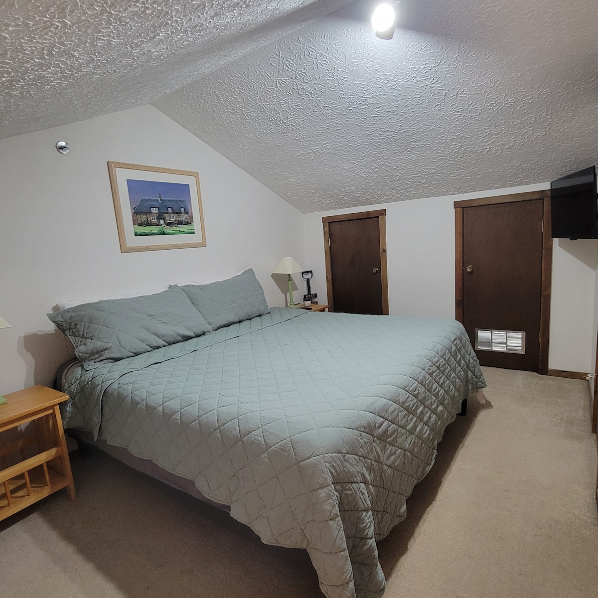 Ambienti i dhomës së gjumit