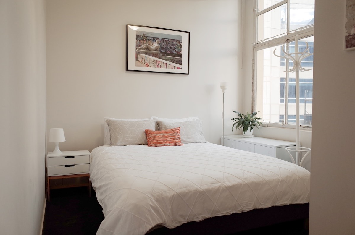 غرفة النوم 2