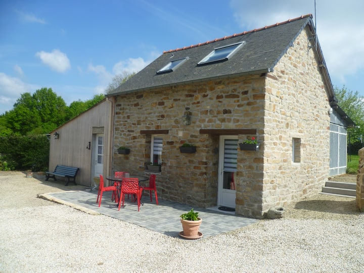 Petite Maison Dans La Prairie - Jugon-les-Lacs