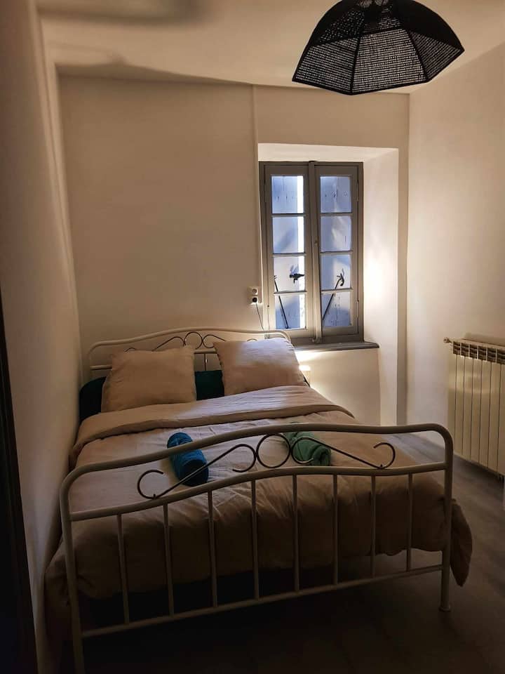 غرفة النوم 1