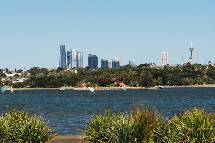 Sunset Bay#5 bed Family house Sailing Panorama gallery image 5