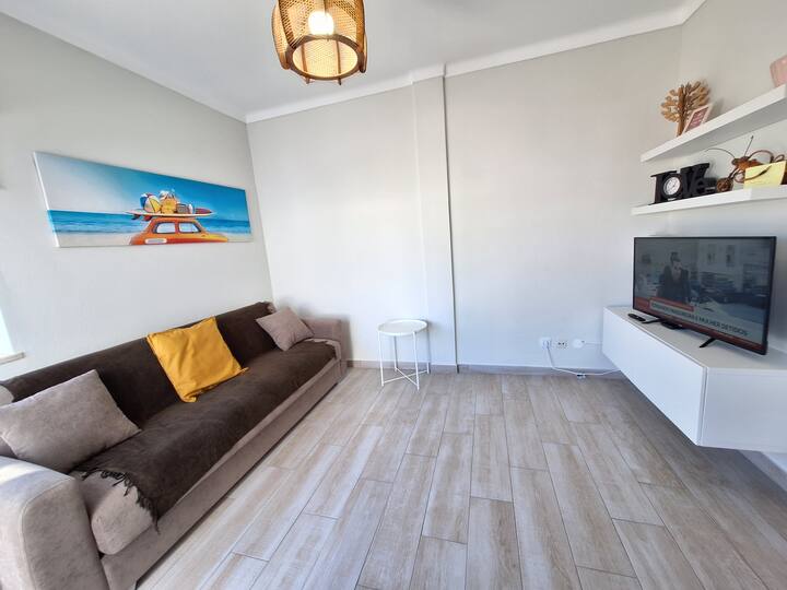 Spacious 2 Bedroom With Pool - Albufeira