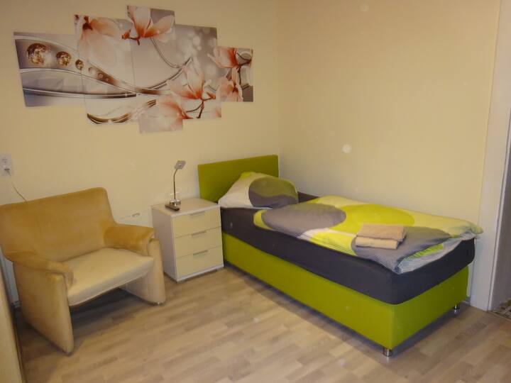 საძინებელი 4