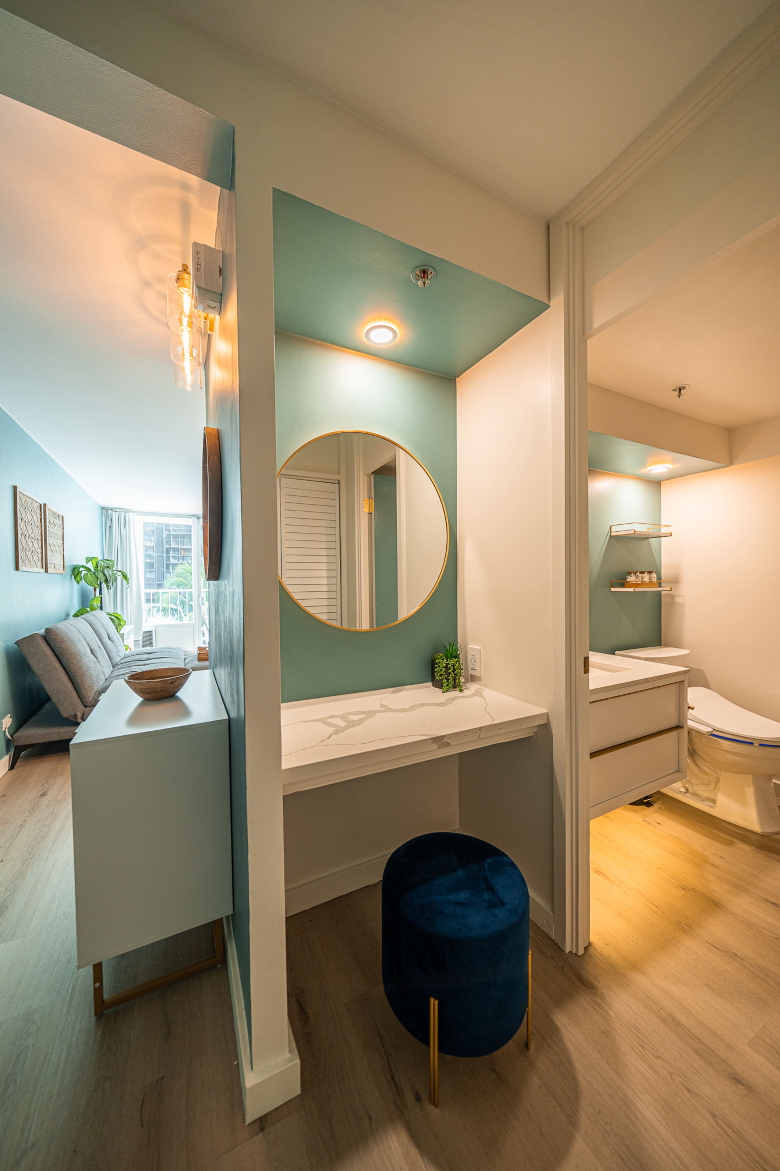 Condo in Honolulu · ★4.92 · Studio · 2 beds · 1 private bath - Image 20